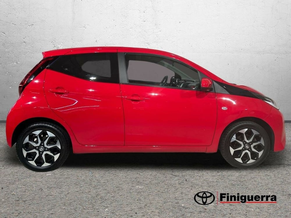 Toyota Aygo usata a Lecco (5)