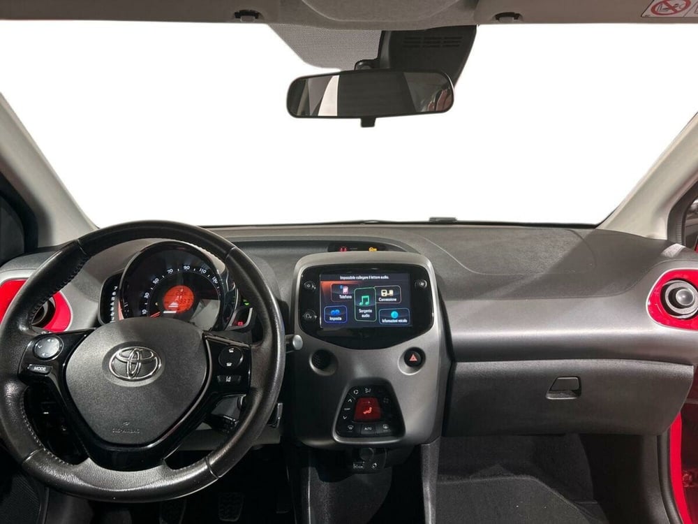 Toyota Aygo usata a Lecco (8)