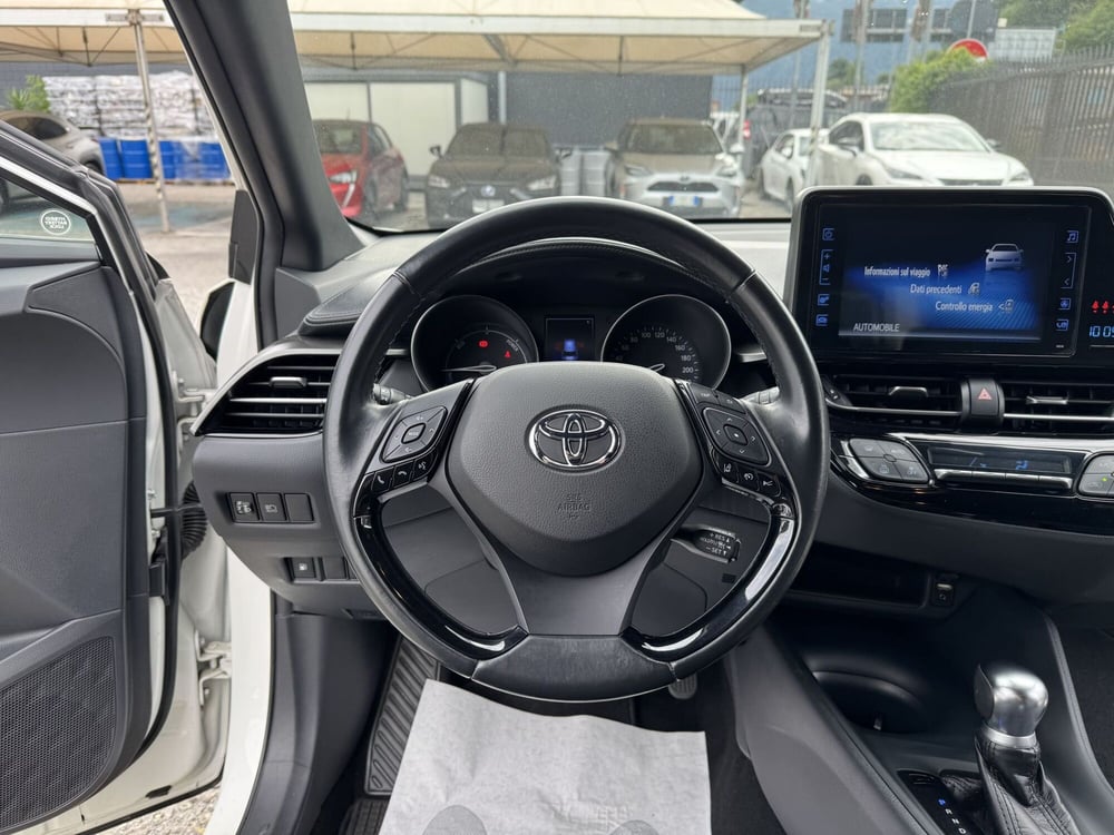 Toyota Toyota C-HR usata a Como (8)