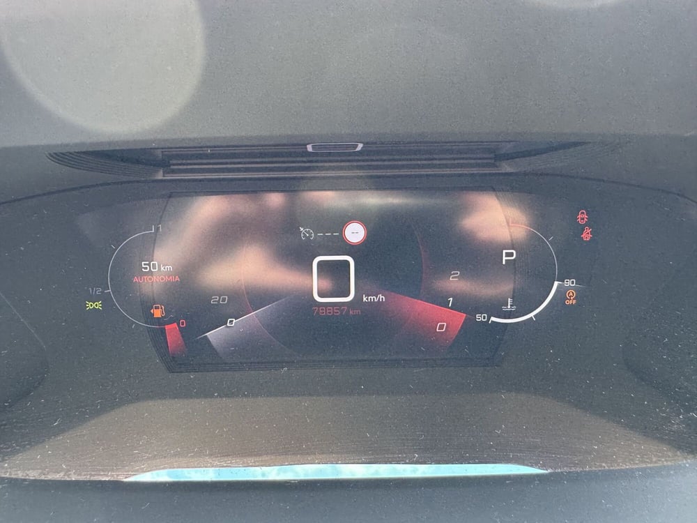 Peugeot 208 usata a Como (10)