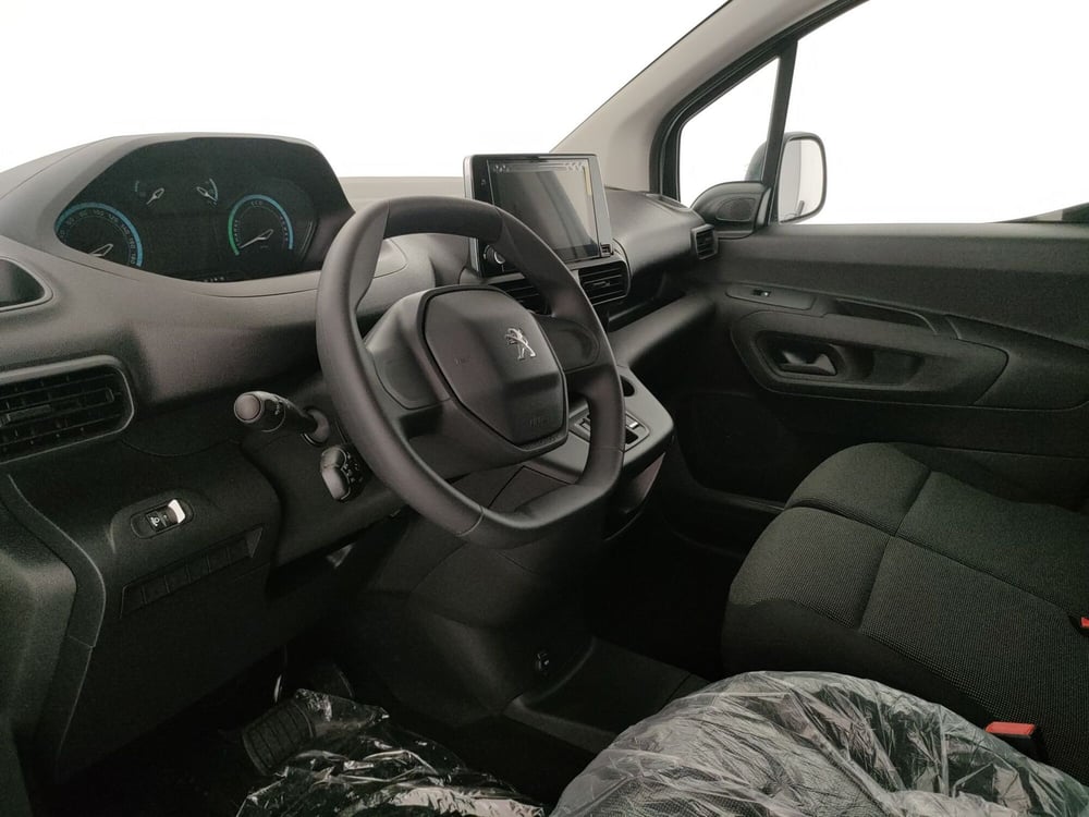Peugeot e-Partner Furgone nuova a Caserta (15)