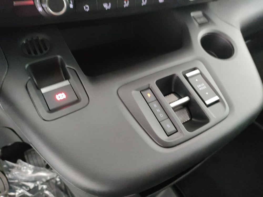 Peugeot e-Partner Furgone nuova a Caserta (18)