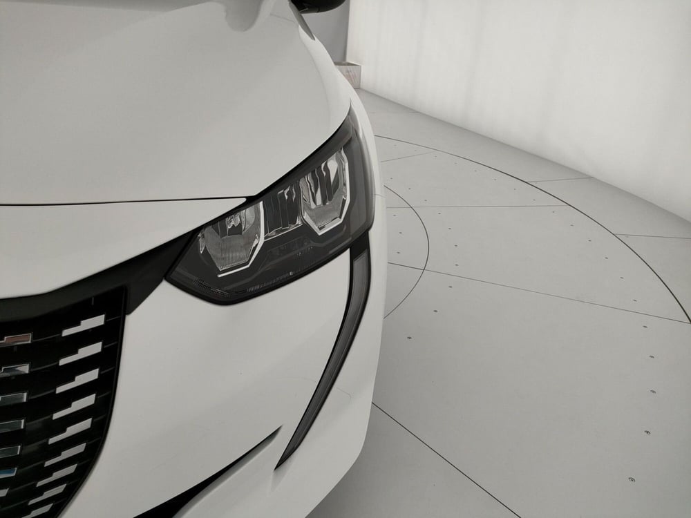 Peugeot 208 usata a Caserta (8)