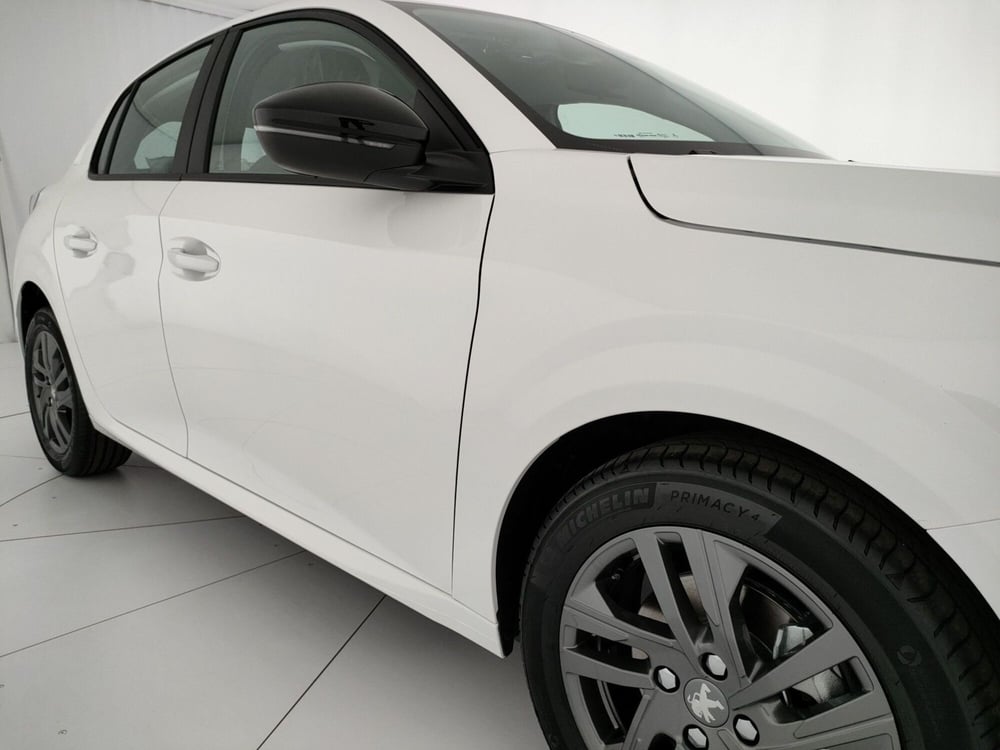 Peugeot 208 usata a Caserta (11)