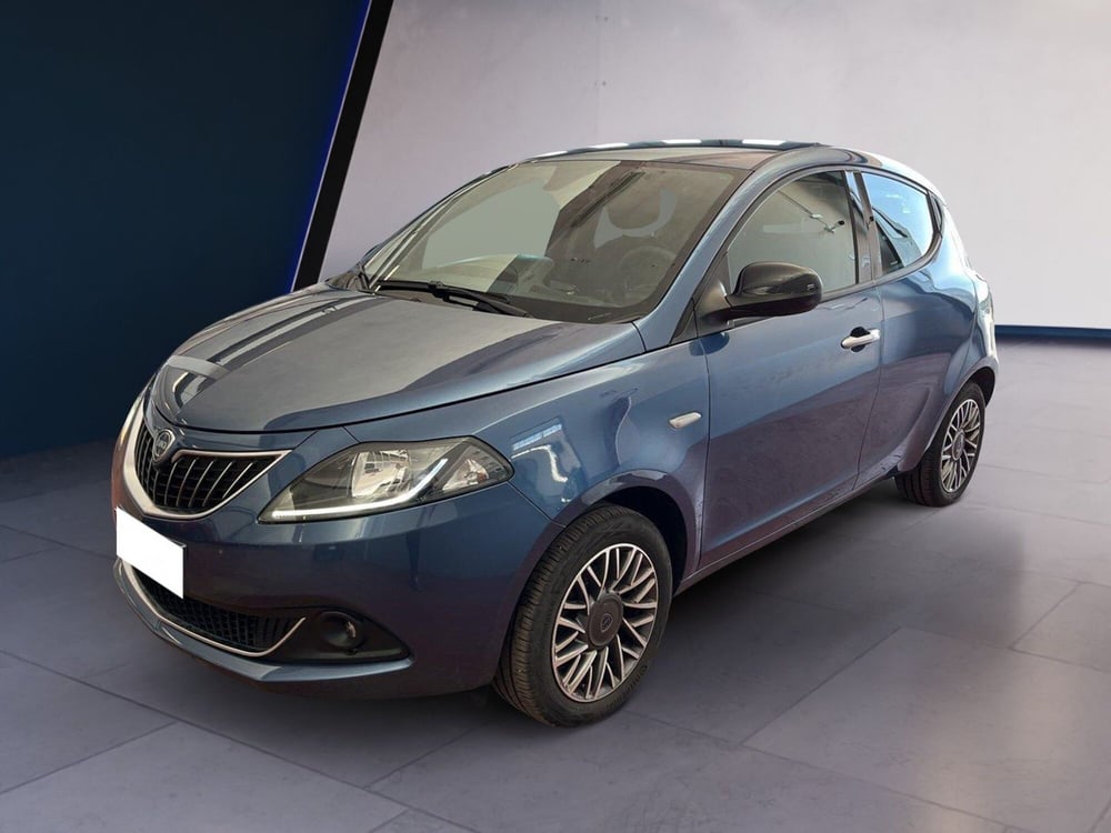 Lancia Ypsilon usata a Torino (2)