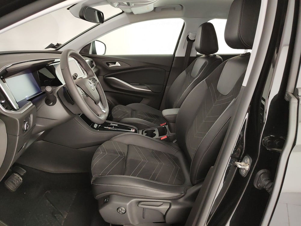 Opel Grandland usata a Caserta (16)