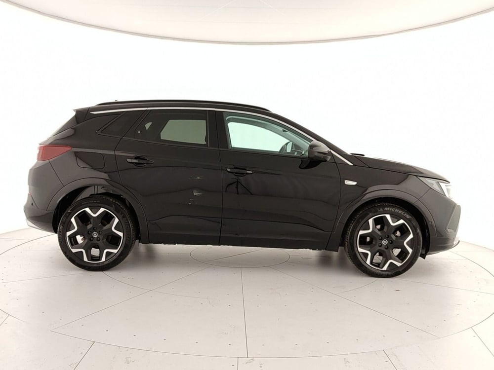 Opel Grandland usata a Caserta (7)