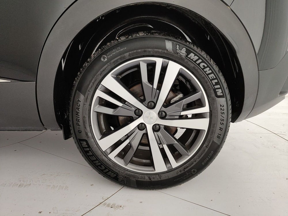 Peugeot 3008 usata a Caserta (11)