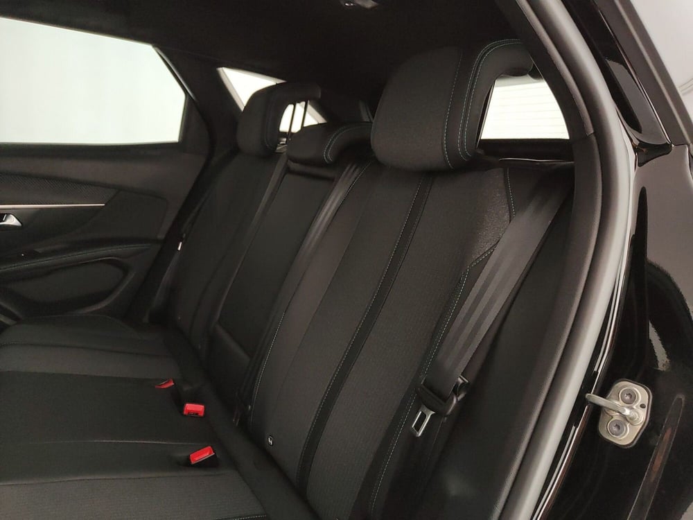 Peugeot 3008 usata a Caserta (19)