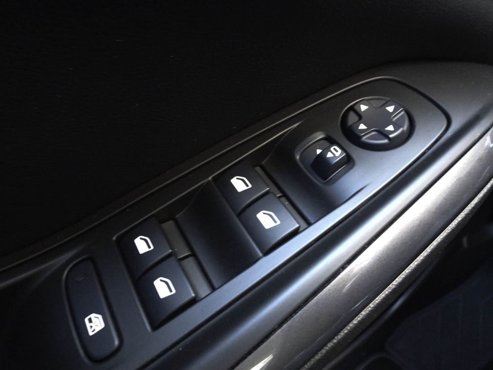 Opel Grandland X usata a Treviso (16)