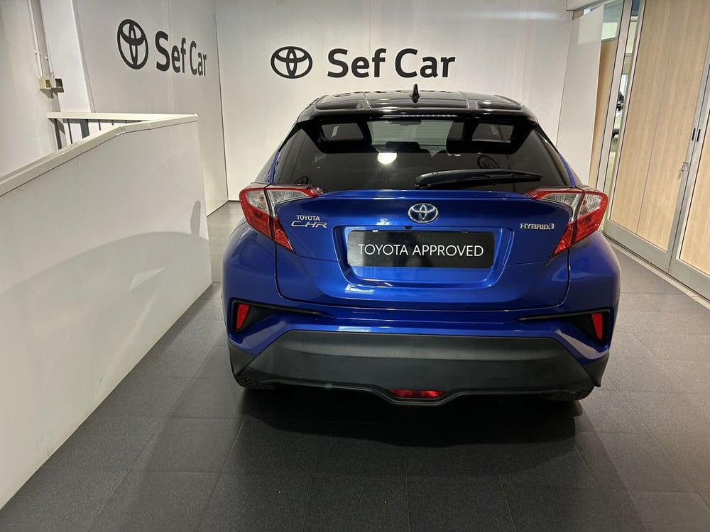 Toyota Toyota C-HR usata a Milano (4)