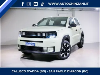 Fiat Grande Panda 1.2 hybrid Icon 110cv edct nuova a Calusco d'Adda