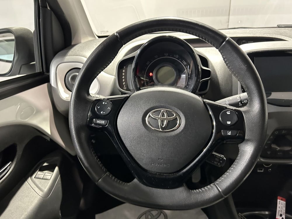 Toyota Aygo usata a Milano (10)