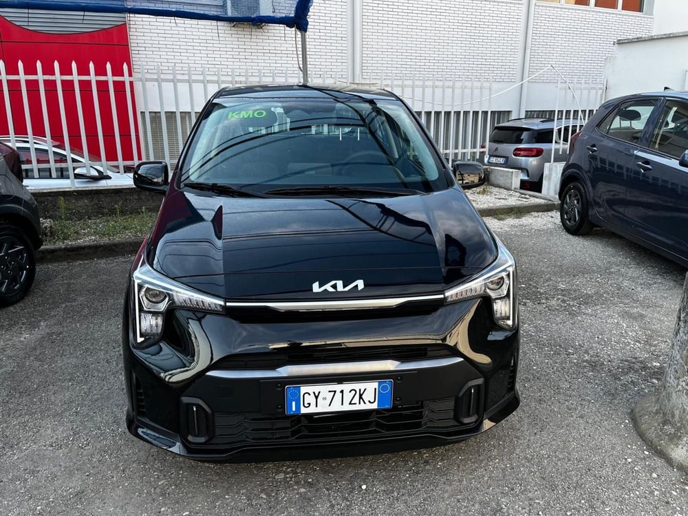 Kia Picanto nuova a Cremona (3)
