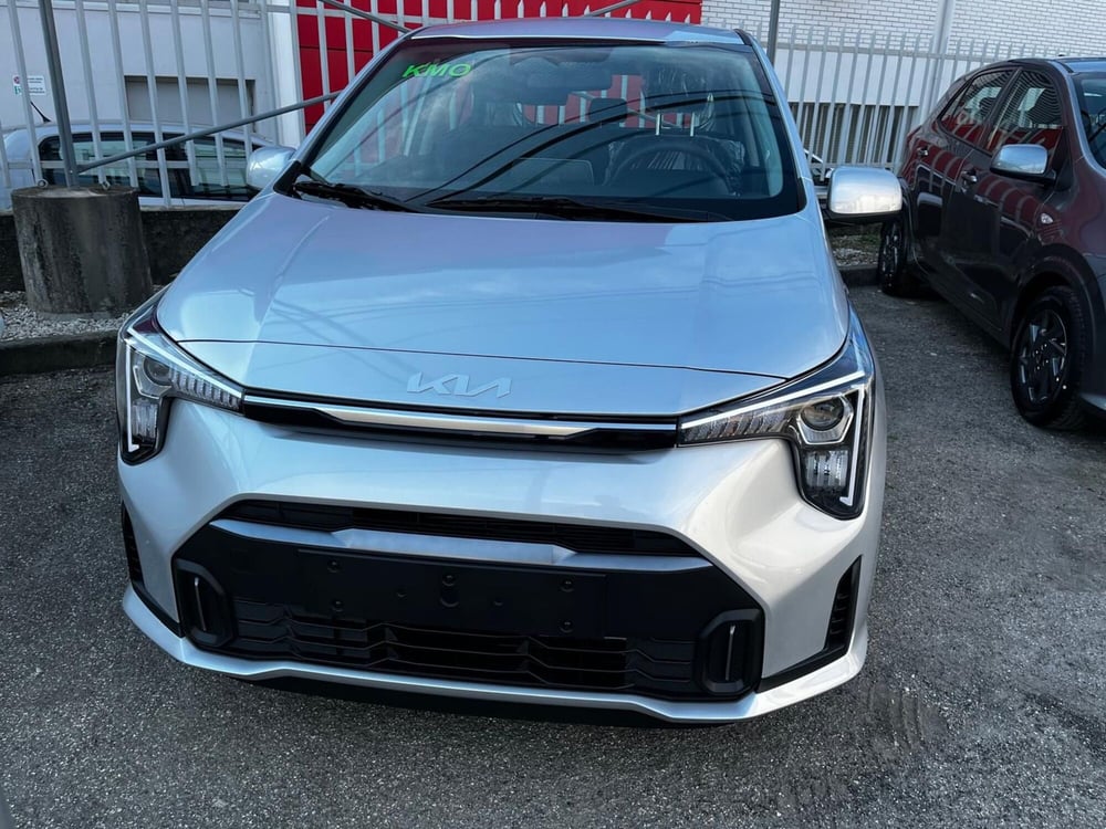 Kia Picanto nuova a Cremona (3)