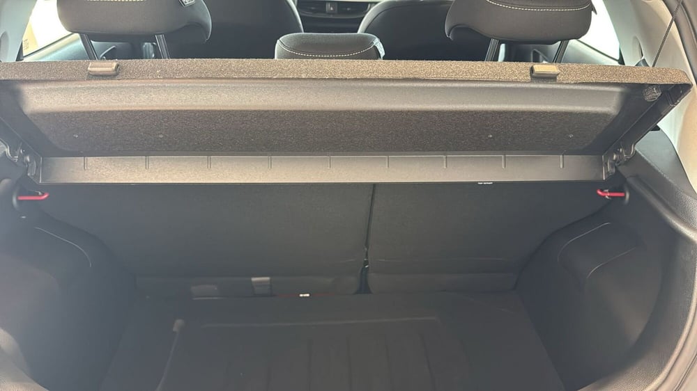 Kia Picanto nuova a Cremona (6)