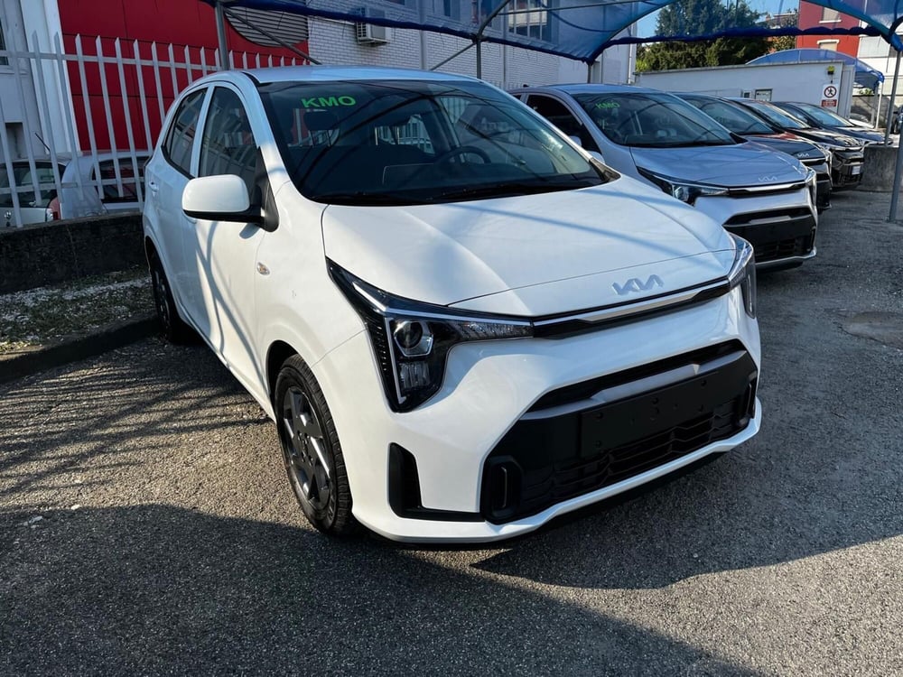 Kia Picanto nuova a Cremona (4)