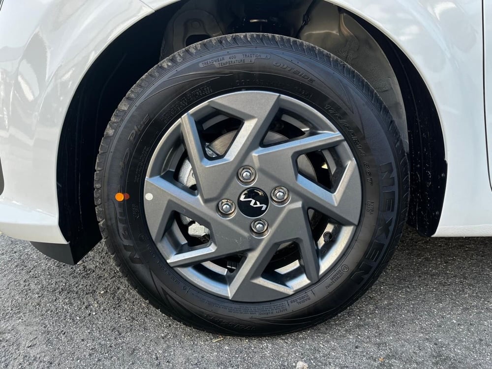 Kia Picanto nuova a Cremona (6)