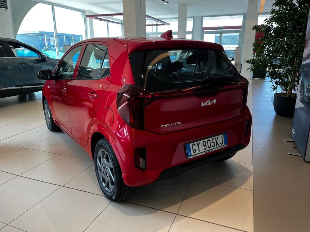 Kia Picanto nuova a Cremona (4)
