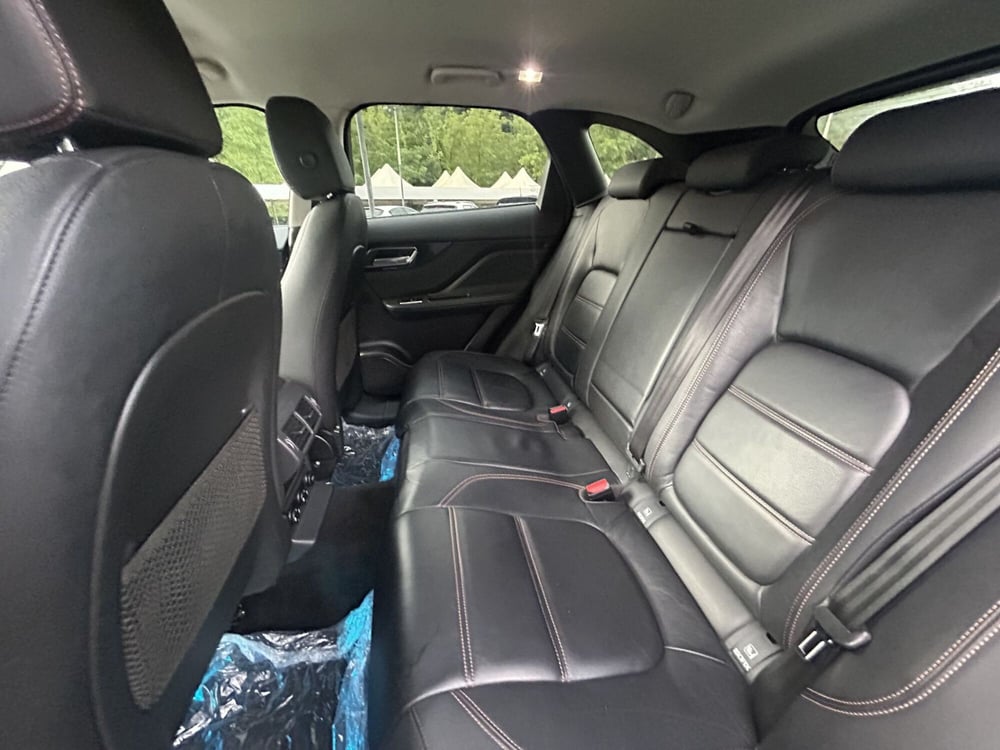 Jaguar F-Pace usata a La Spezia (19)