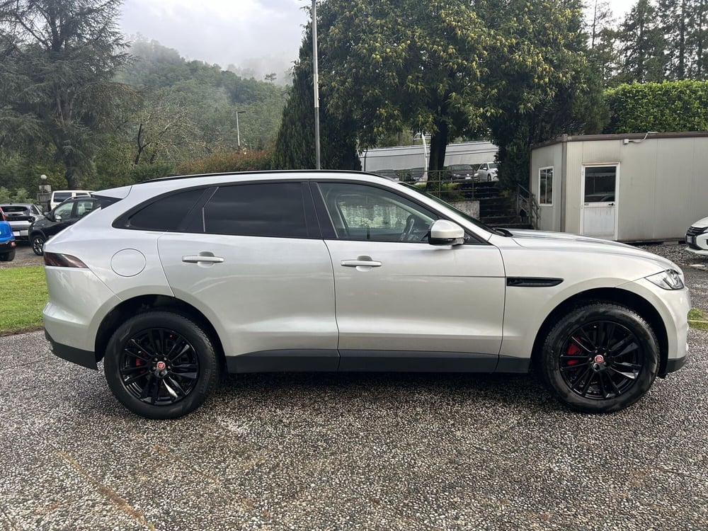 Jaguar F-Pace usata a La Spezia (8)