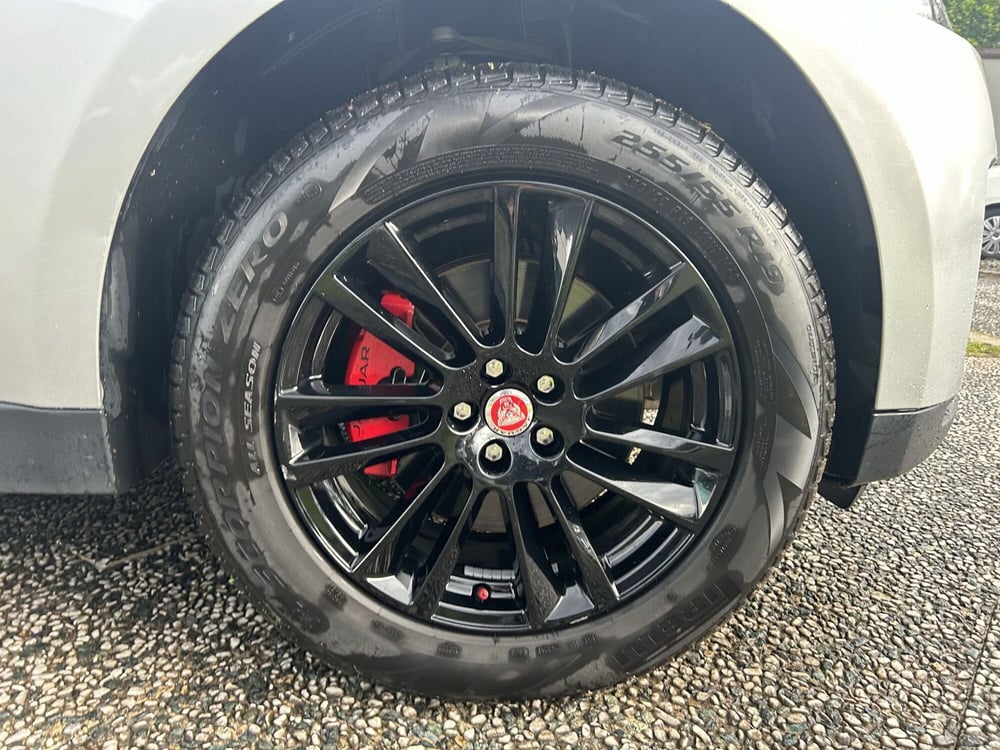 Jaguar F-Pace usata a La Spezia (9)