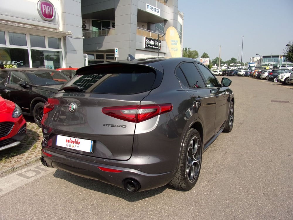 Alfa Romeo Stelvio usata a Reggio Emilia (5)