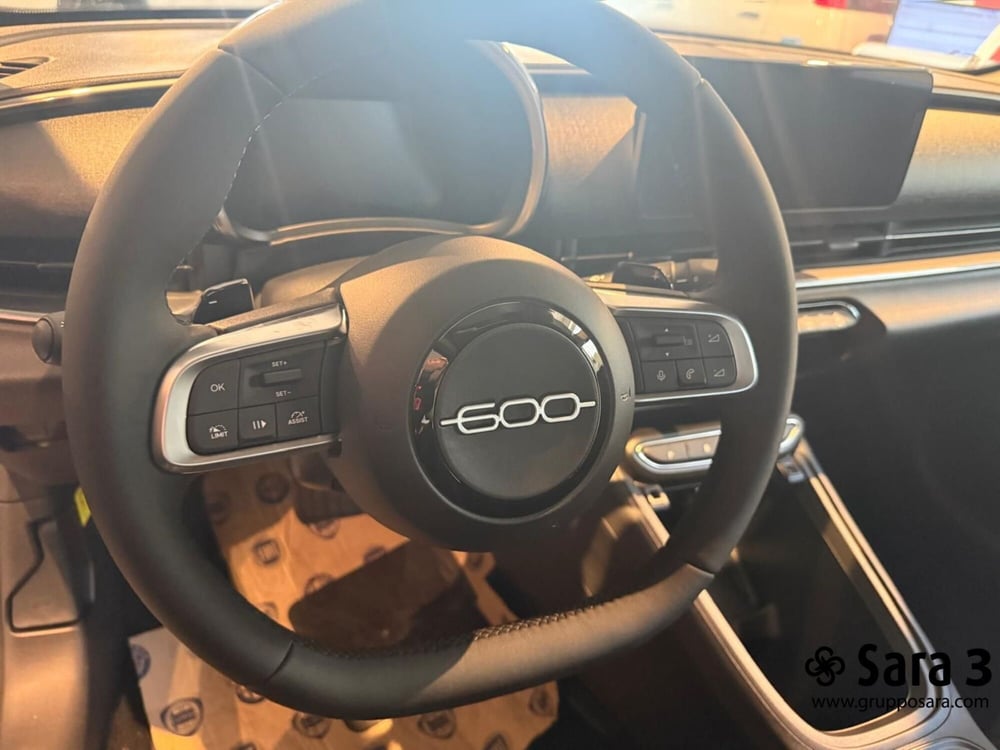Fiat 600 nuova a Benevento (7)