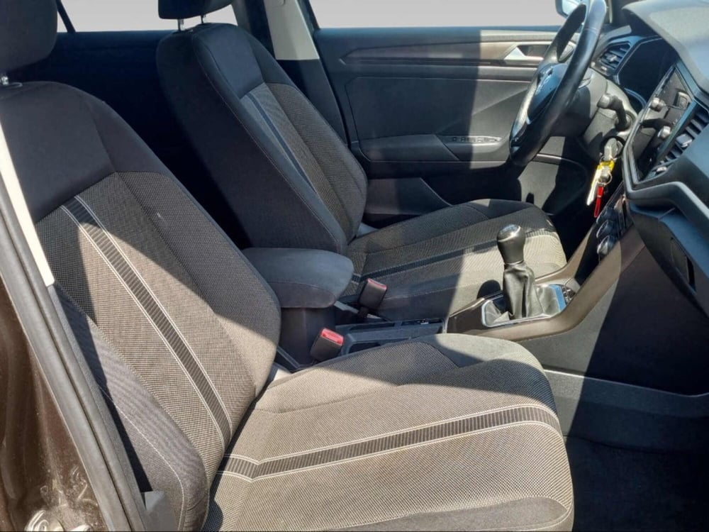 Volkswagen T-Roc usata a Livorno (12)