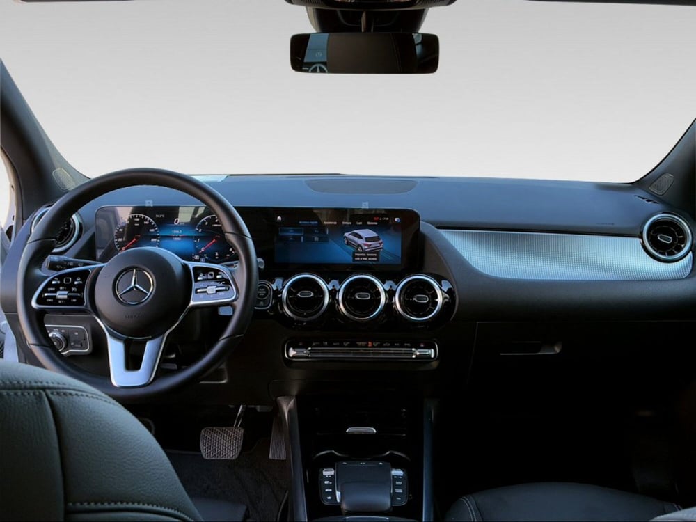 Mercedes-Benz GLA SUV usata a Pisa (9)
