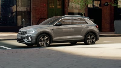 Volkswagen T-Roc 1.5 tsi R-Line dsg nuova a Bologna
