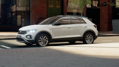 Volkswagen T-Roc 1.5 tsi Edition Plus nuova a Bologna