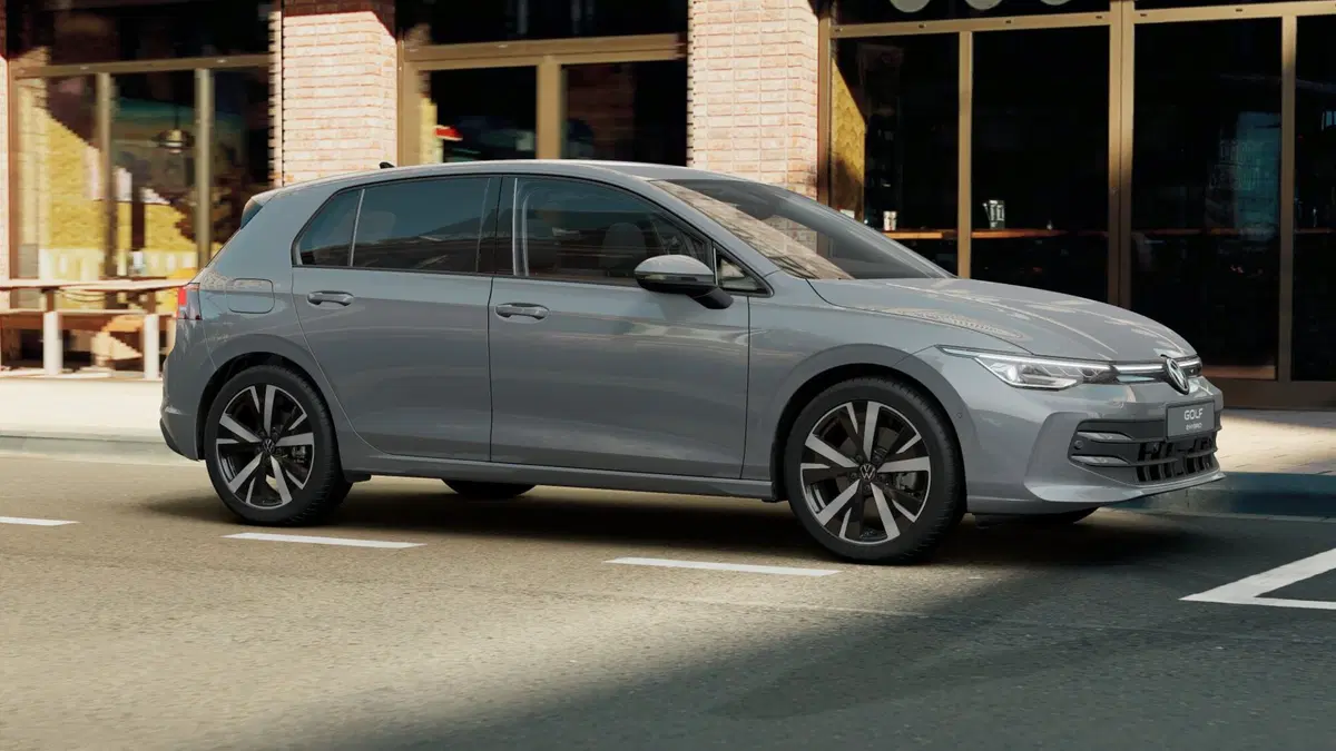 Volkswagen Golf nuova a Bologna (3)