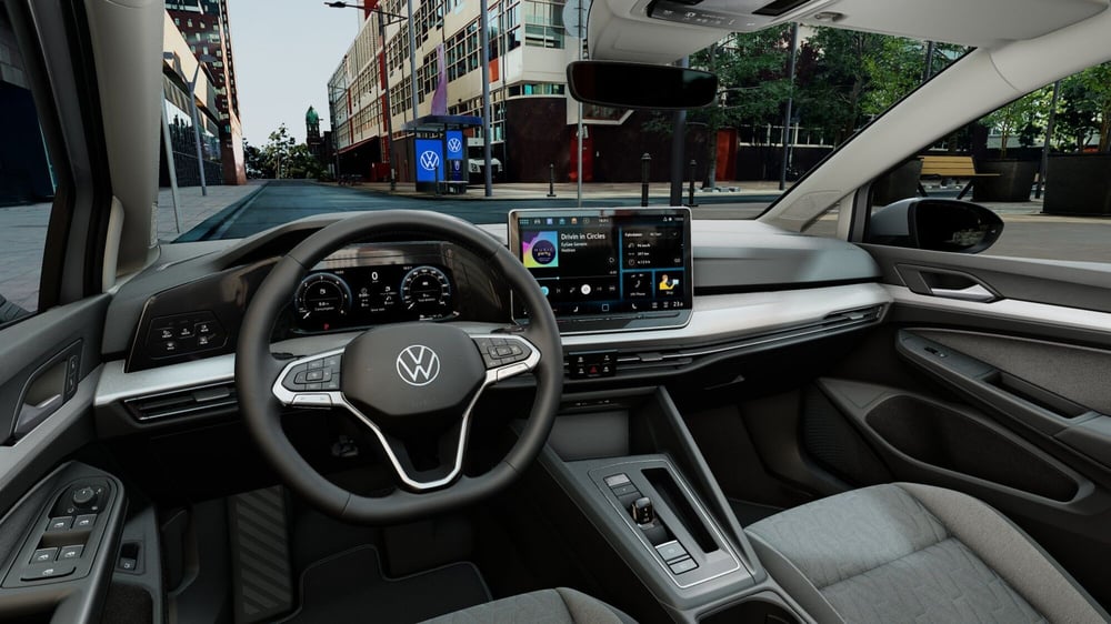 Volkswagen Golf nuova a Bologna (6)