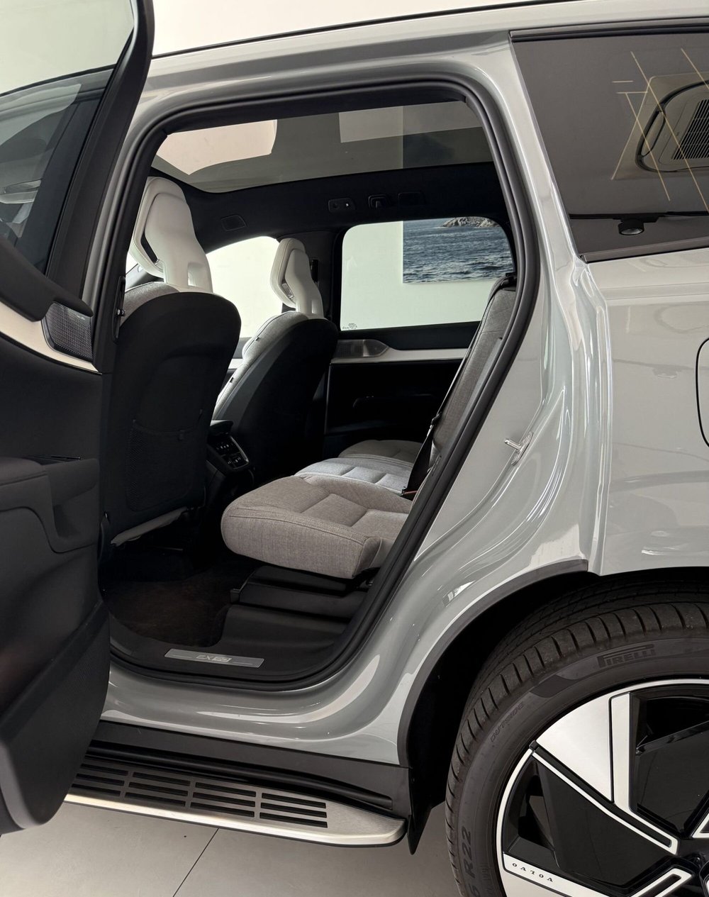 Volvo EX90 usata a Parma (5)