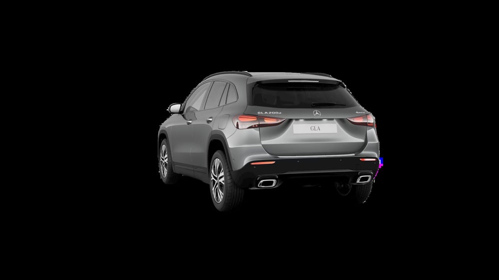 Mercedes-Benz GLA SUV nuova a Milano (3)
