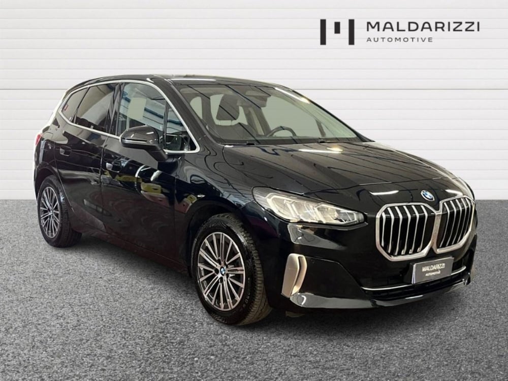 BMW Serie 2 Active Tourer usata a Bari