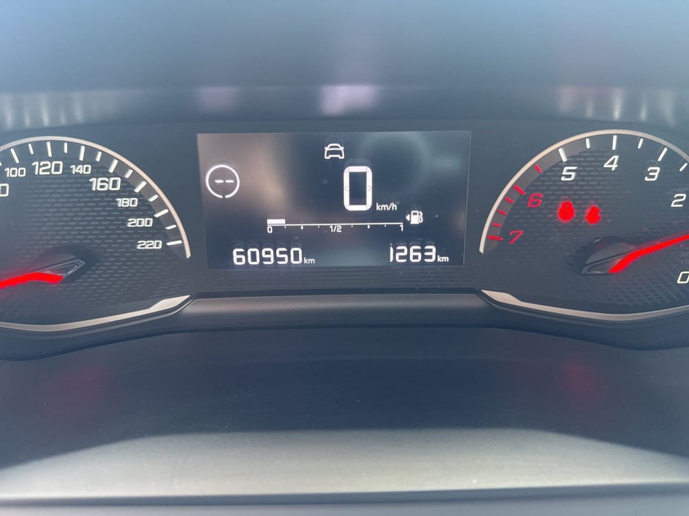 Peugeot 208 usata a Ferrara (15)