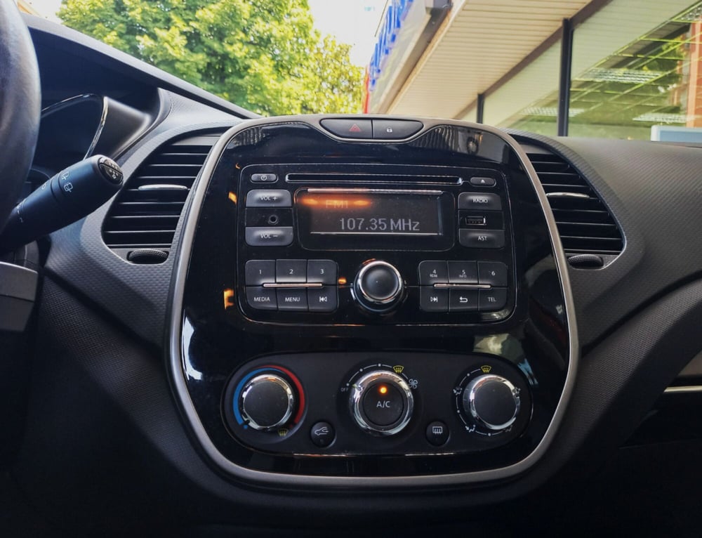 Renault Captur usata a Milano (11)