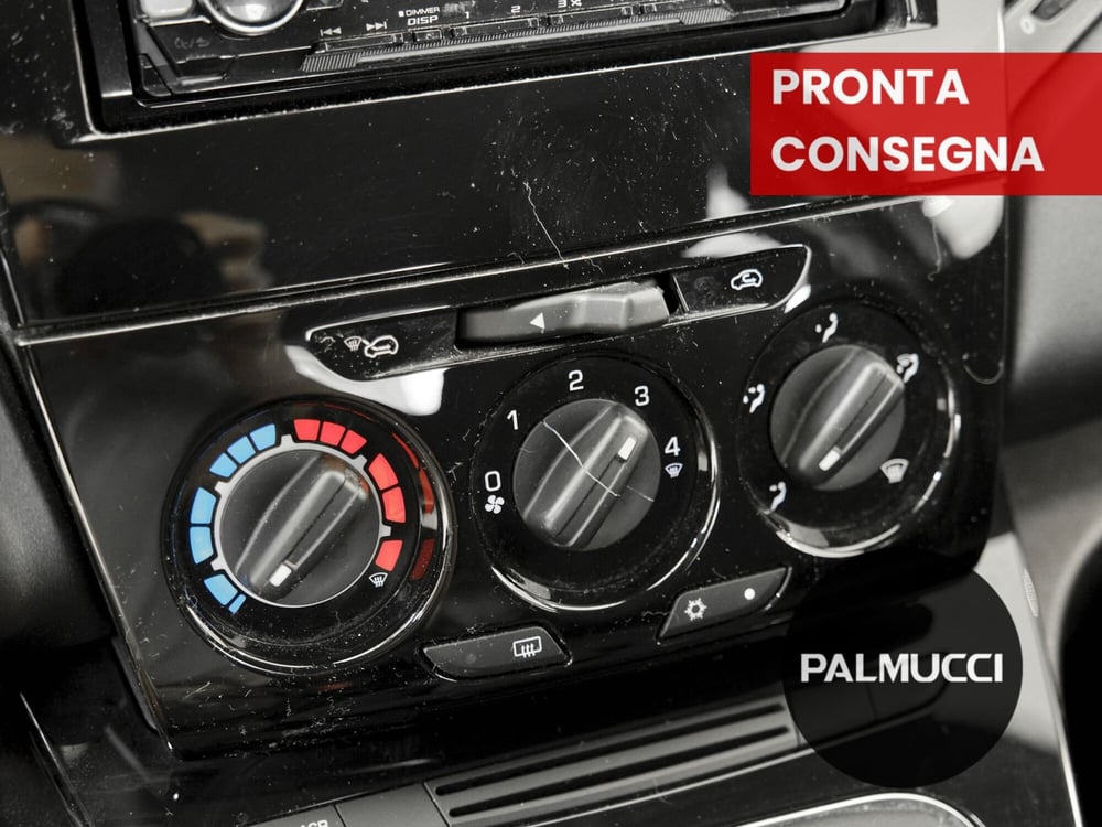 Lancia Ypsilon usata a Prato (11)