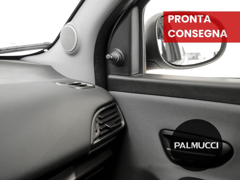 Lancia Ypsilon usata a Prato (15)