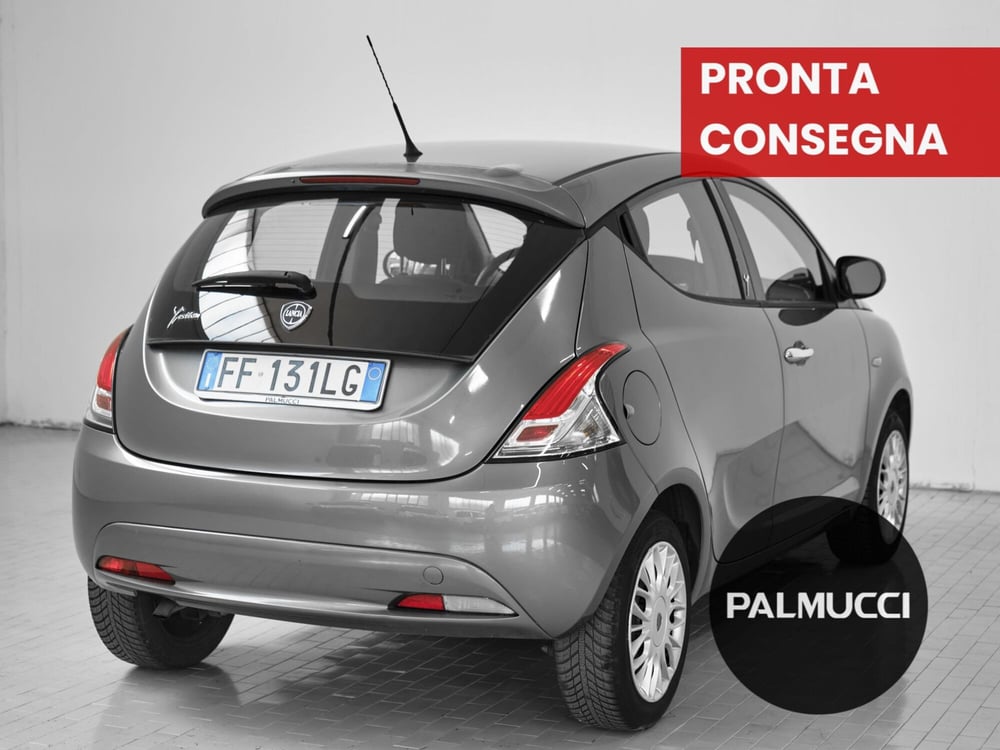 Lancia Ypsilon usata a Prato (3)