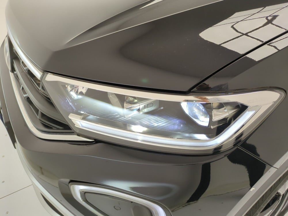 Volkswagen T-Roc nuova a Avellino (10)