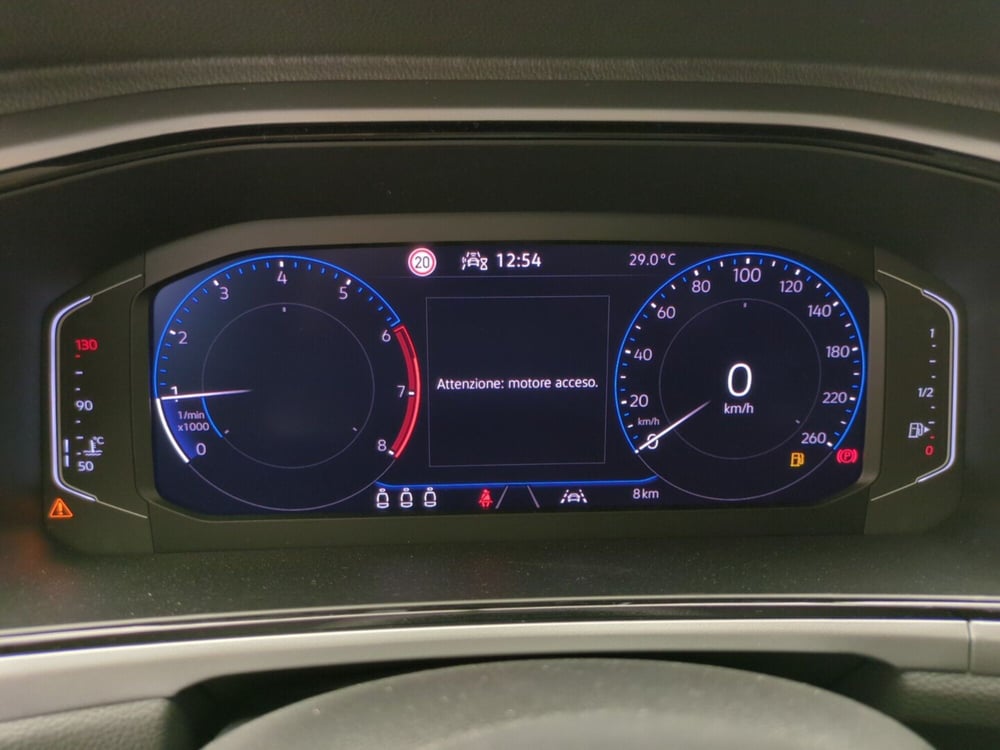 Volkswagen T-Roc nuova a Avellino (15)