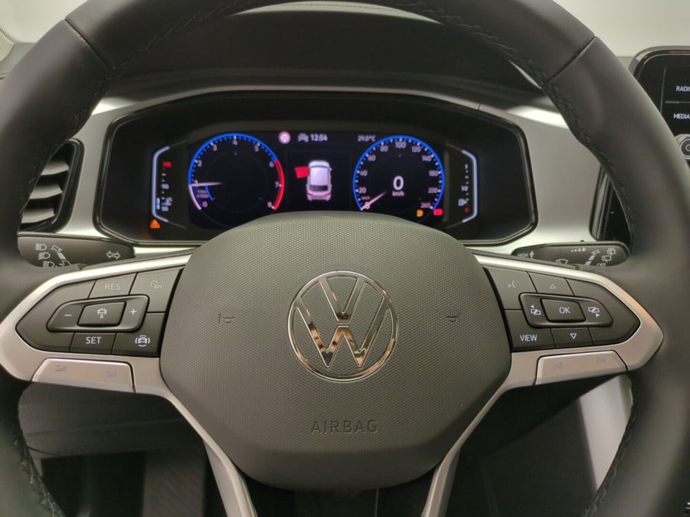 Volkswagen T-Roc nuova a Avellino (16)
