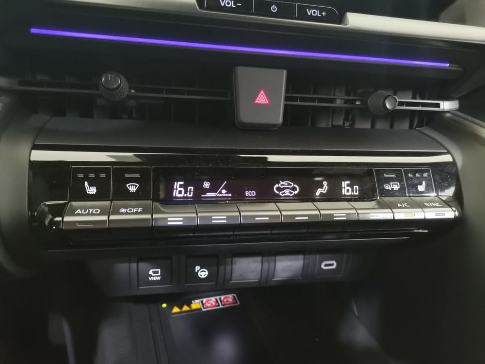 Toyota Toyota C-HR usata a Salerno (15)