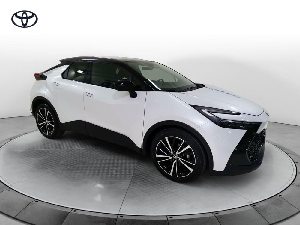 Toyota Toyota C-HR usata a Salerno (3)