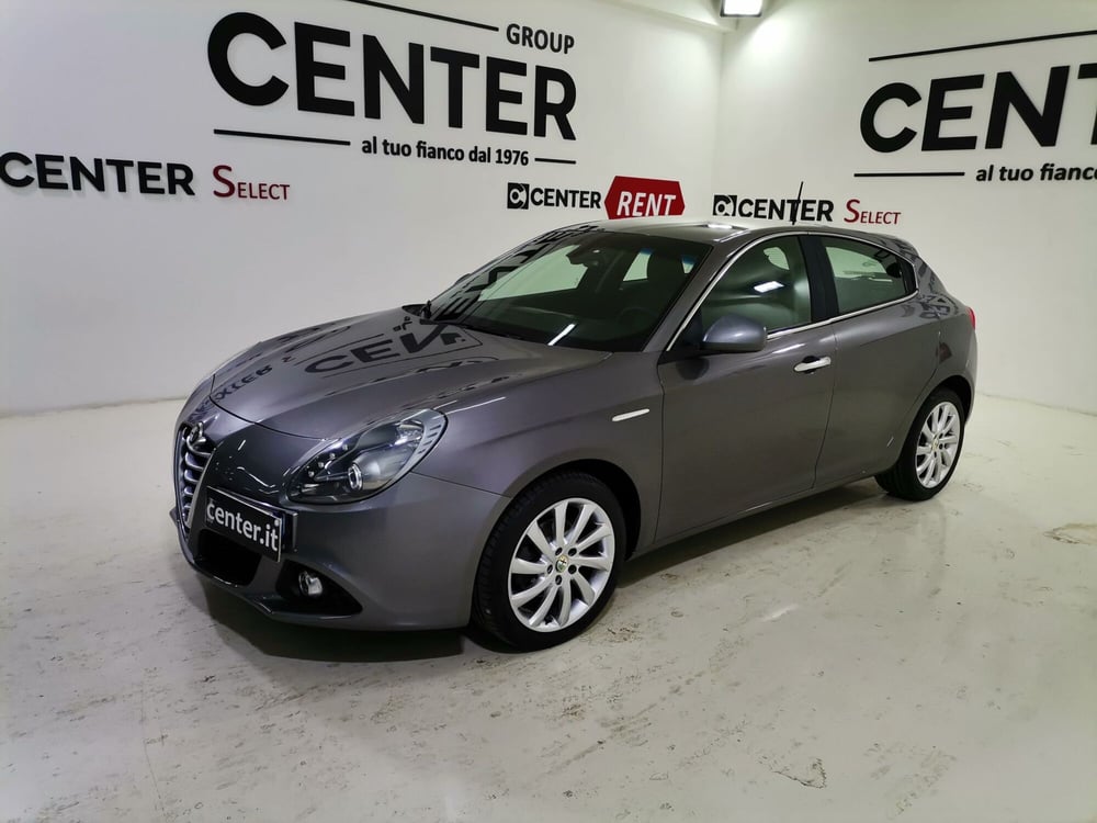 Alfa Romeo Giulietta usata a Salerno
