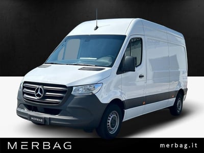 Mercedes-Benz Sprinter F39/35 311 CDI FWD TA Furgone del 2022 usata a Lainate