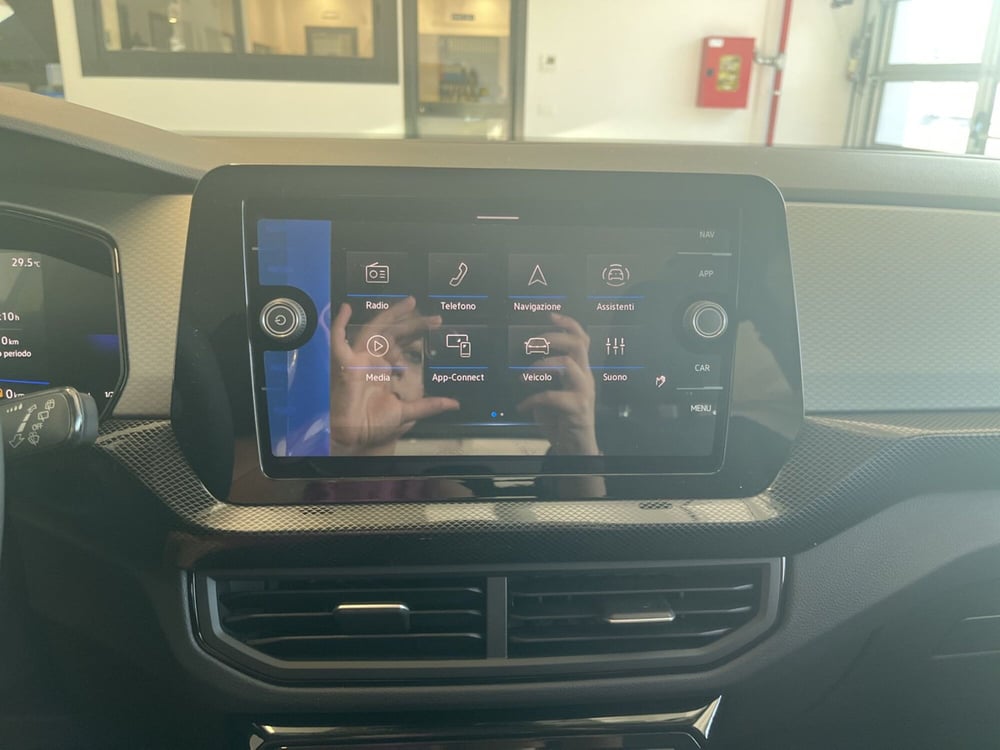 Volkswagen T-Cross nuova a Salerno (14)